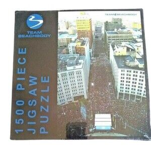 Marathon Runners Downtown Cityscape 1500 Piece Jigsaw Puzzle